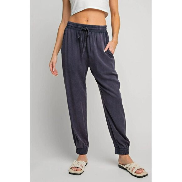 easel Pants - The Devon Jogger Mineral Washed Jogger Pants in Washed Navy